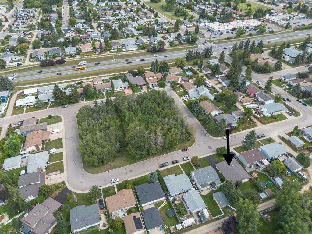 MLS® A2250970 - 18 Odell Green  in Oriole Park Red Deer, Residential