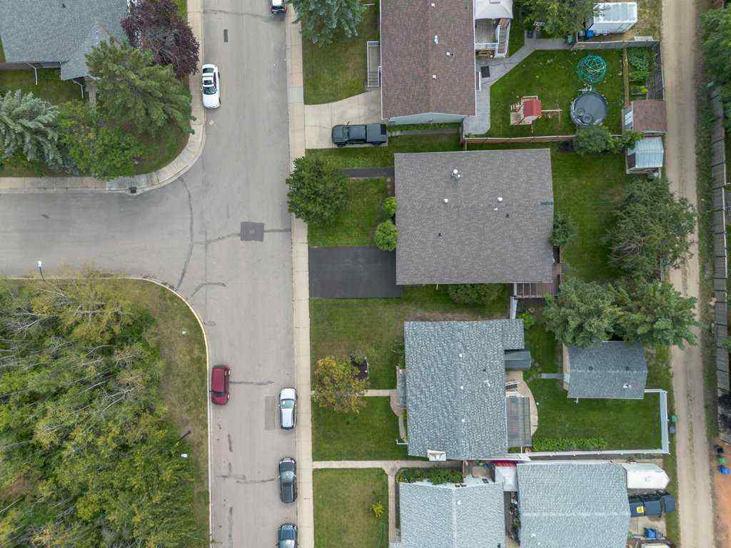 MLS® A2250970 - 18 Odell Green  in Oriole Park Red Deer, Residential
