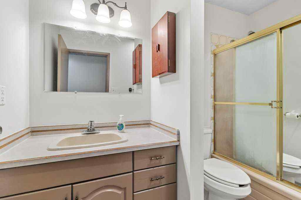 MLS® A2250970 - 18 Odell Green  in Oriole Park Red Deer, Residential