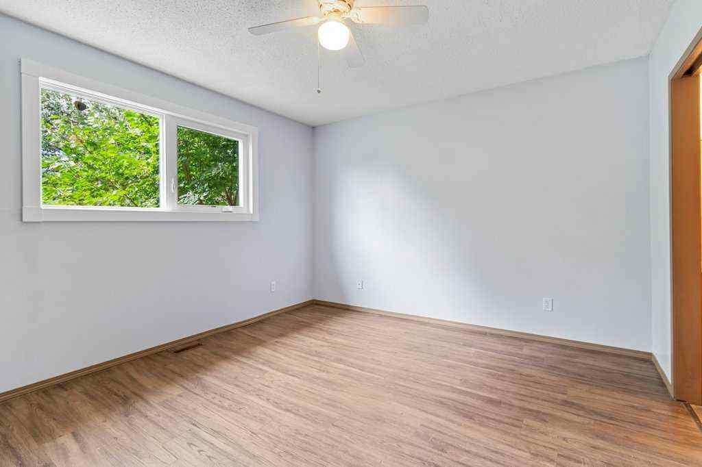 MLS® A2250970 - 18 Odell Green  in Oriole Park Red Deer, Residential
