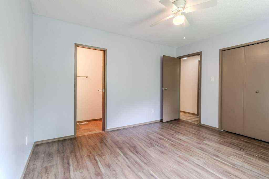 MLS® A2250970 - 18 Odell Green  in Oriole Park Red Deer, Residential
