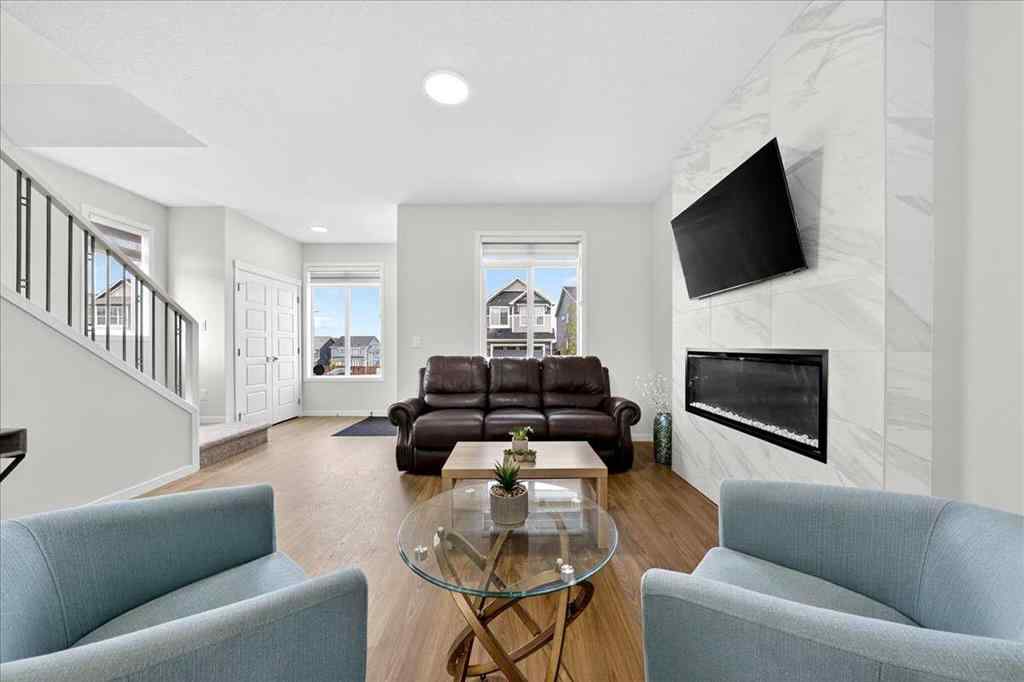 MLS® A2250972 - 10 Lucas Close NW in Livingston Calgary, Residential