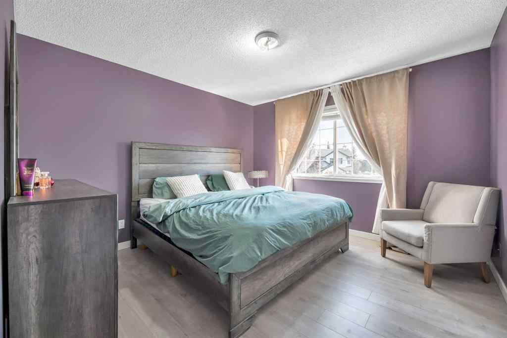 MLS® A2250973 - 237 Willowbrook Close NW in Willowbrook Airdrie, Residential