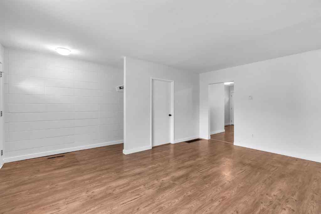 MLS® A2250975 - Unit #114 2211 19 Street NE in Vista Heights Calgary, Residential