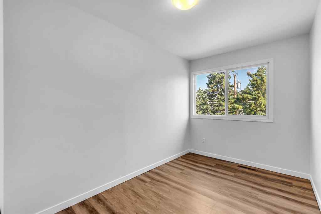 MLS® A2250975 - Unit #114 2211 19 Street NE in Vista Heights Calgary, Residential