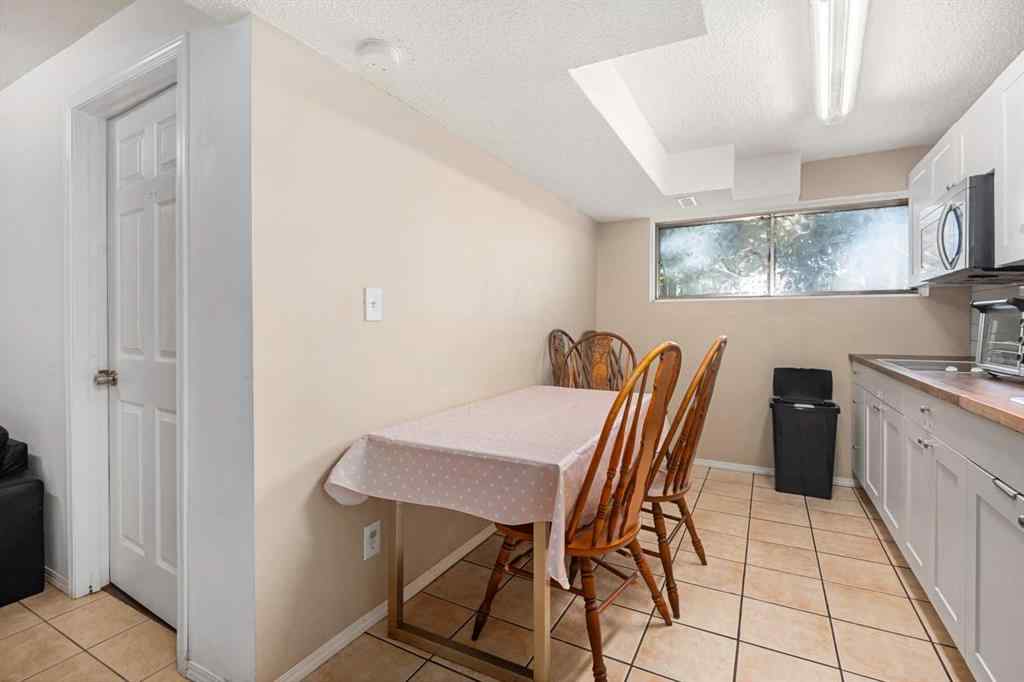 MLS® A2250979 - 4256 40 Avenue NW in Varsity Calgary, Residential