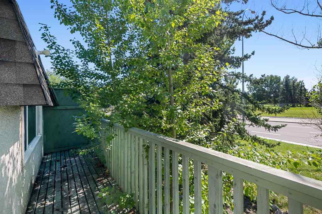 MLS® A2250979 - 4256 40 Avenue NW in Varsity Calgary, Residential
