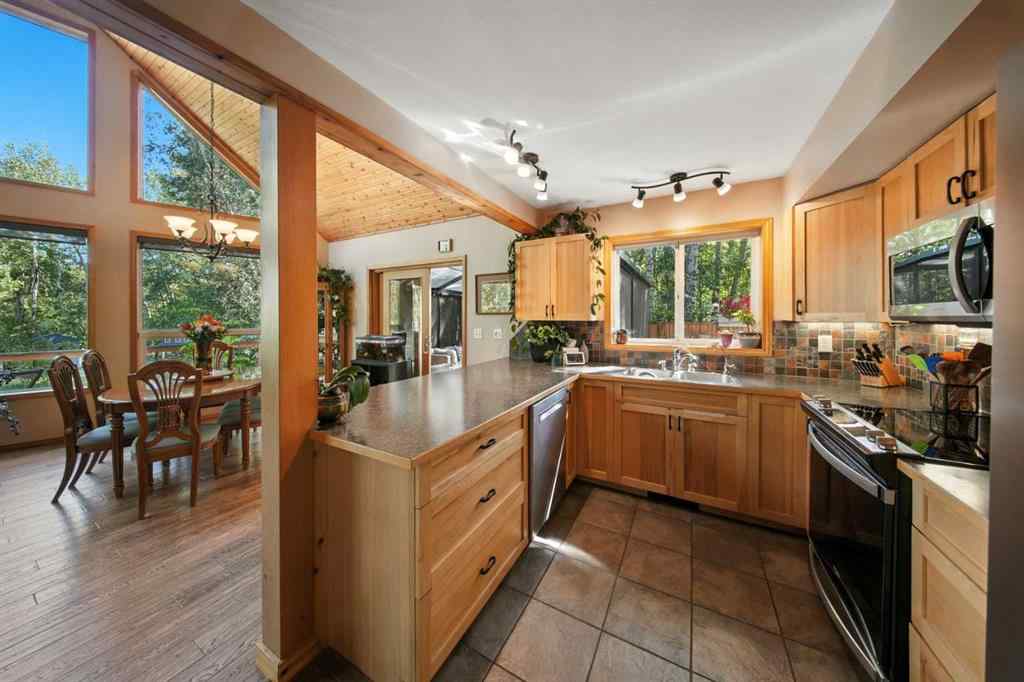 MLS® A2250988 - 42 Sunnyside Road  in Sunnyside Rural Ponoka County, Residential