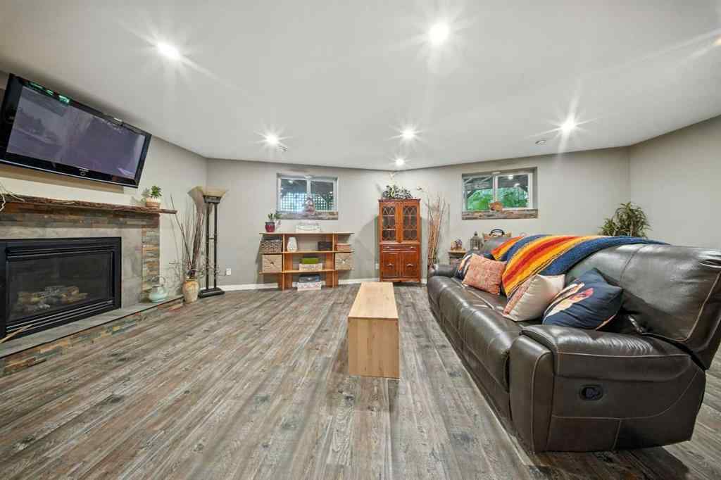 MLS® A2250988 - 42 Sunnyside Road  in Sunnyside Rural Ponoka County, Residential