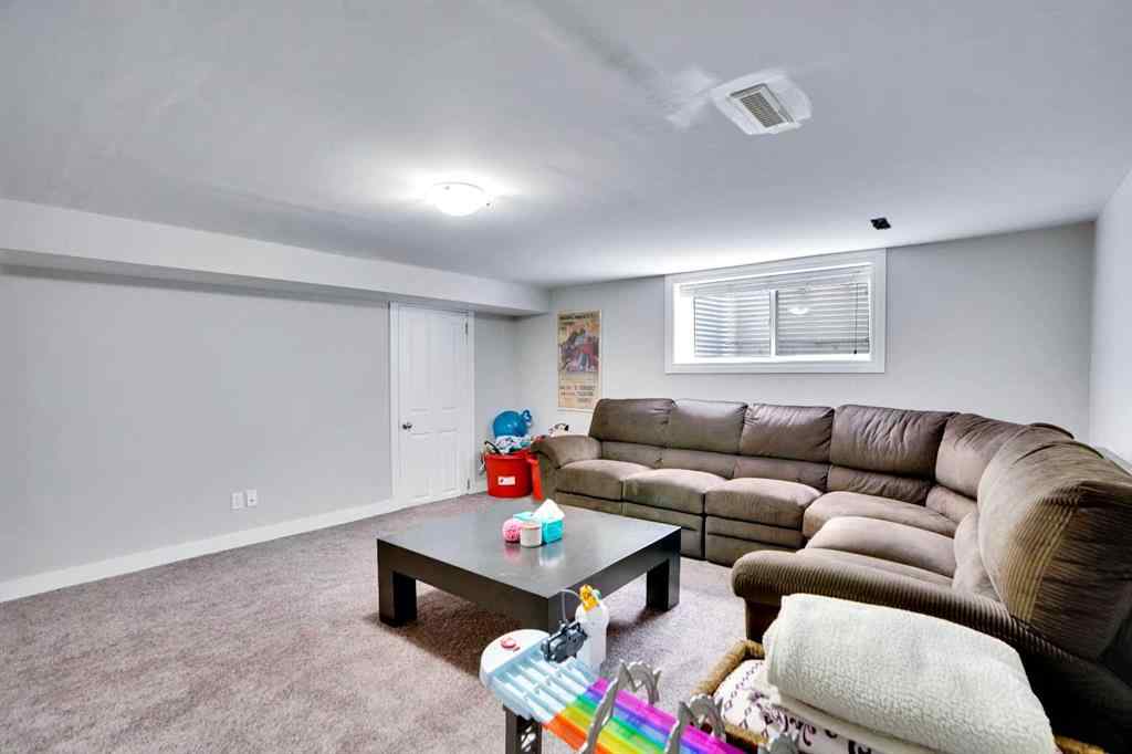 MLS® A2250994 - 103 Castlebury Way NE in Castleridge Calgary, Residential