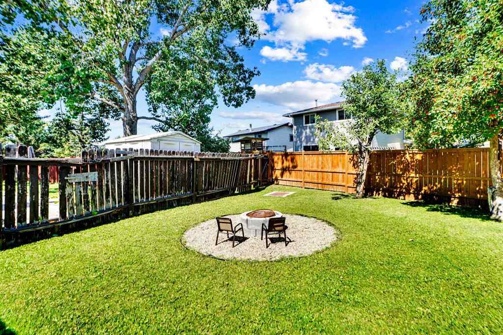 MLS® A2250994 - 103 Castlebury Way NE in Castleridge Calgary, Residential
