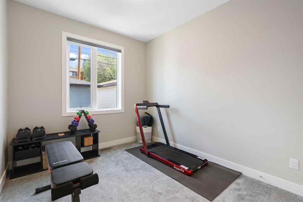 MLS® A2250995 - 100 Cambrian Drive NW in Cambrian Heights Calgary, Residential