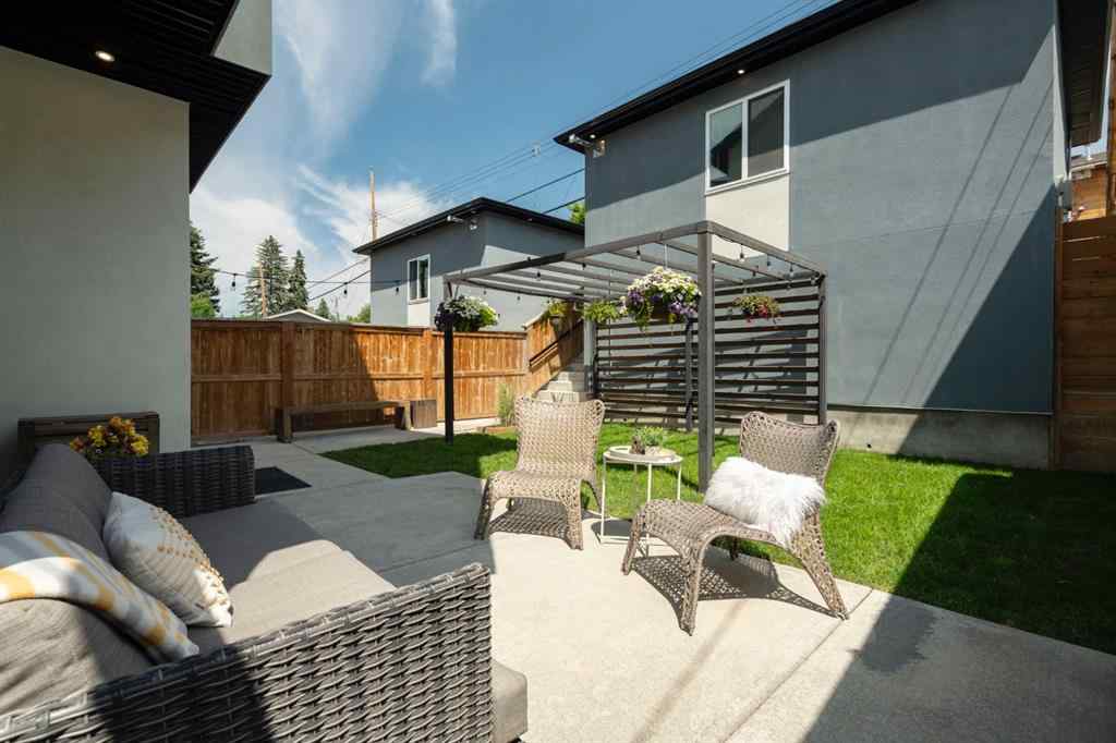 MLS® A2250995 - 100 Cambrian Drive NW in Cambrian Heights Calgary, Residential