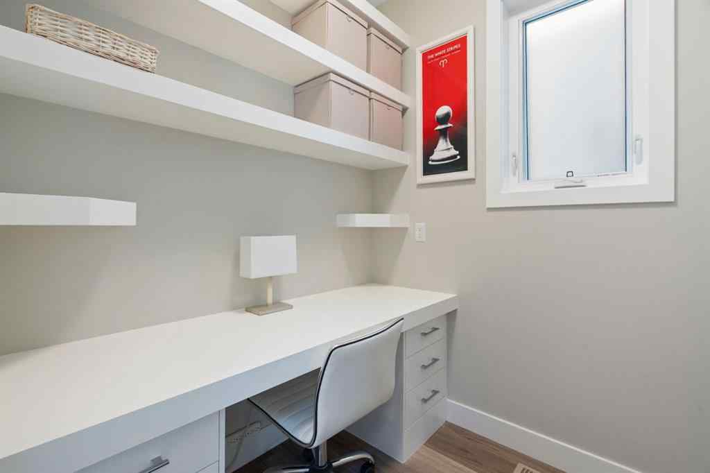 MLS® A2250995 - 100 Cambrian Drive NW in Cambrian Heights Calgary, Residential
