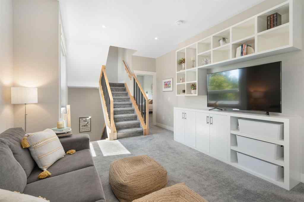MLS® A2250995 - 100 Cambrian Drive NW in Cambrian Heights Calgary, Residential