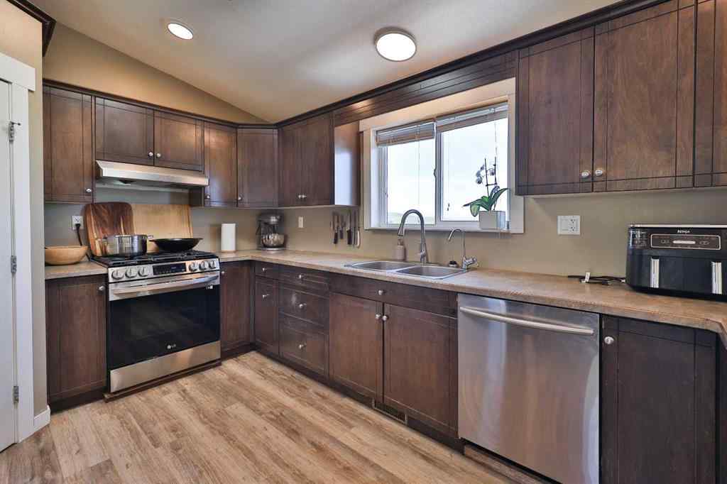 MLS® A2250996 - 24004 RR 260A   in NONE Rural Cardston County, Residential
