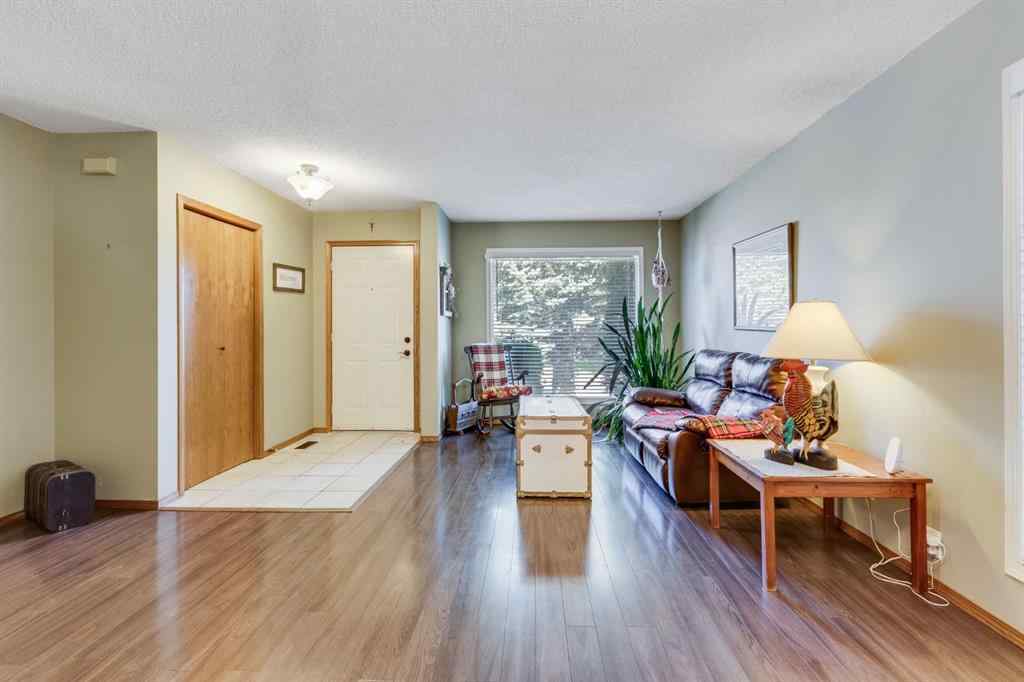 MLS® A2250998 - 212 Mckerrell Way SE in McKenzie Lake Calgary, Residential
