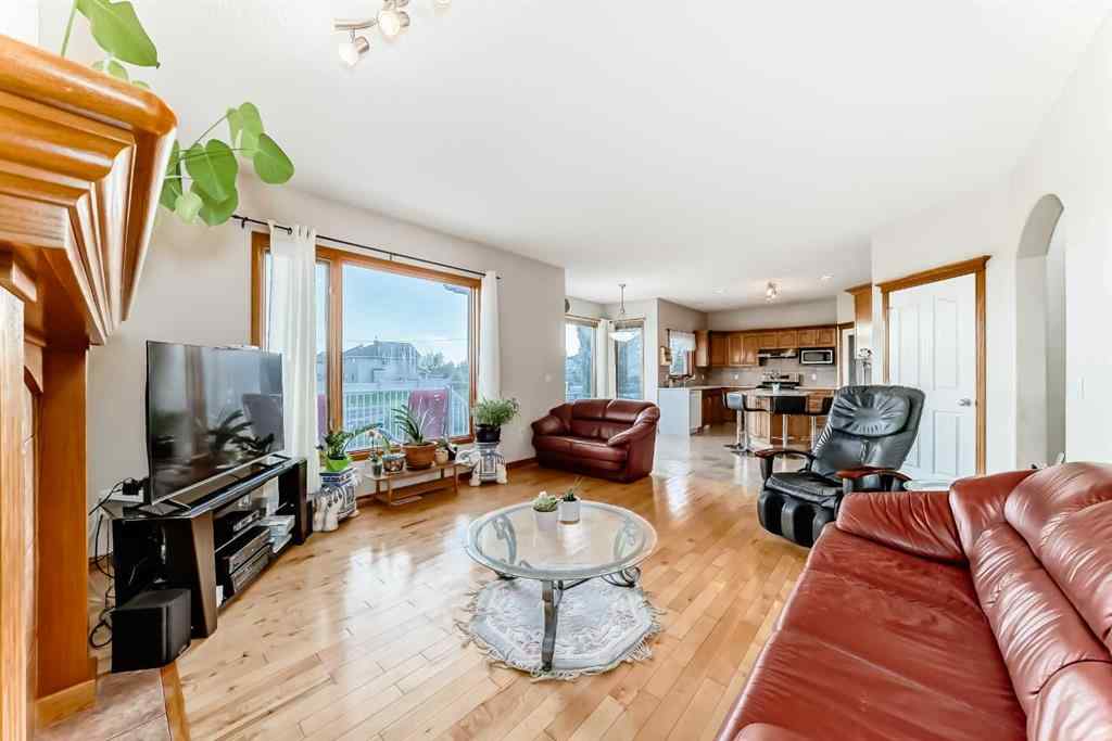 MLS® A2251010 - 75 Hampstead Way NW in Hamptons Calgary, Residential