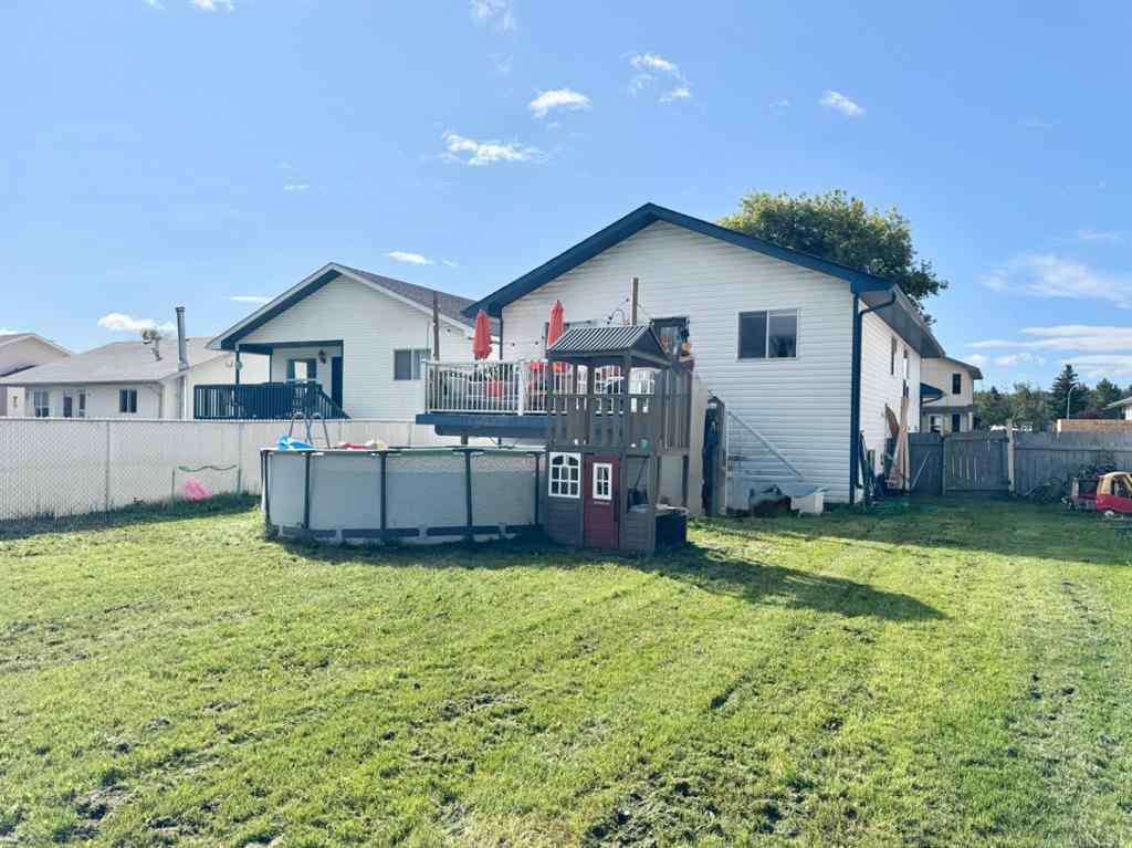 MLS® A2251016 - 10 King Court  in NONE Whitecourt, Residential