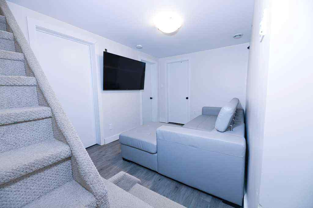MLS® A2251017 - 10033 102 Street  in Downtown Peace River, Residential