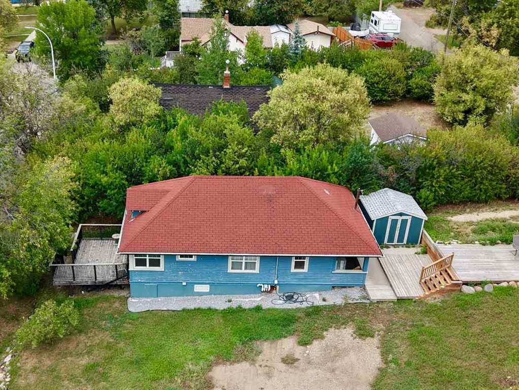 MLS® A2251017 - 10033 102 Street  in Downtown Peace River, Residential