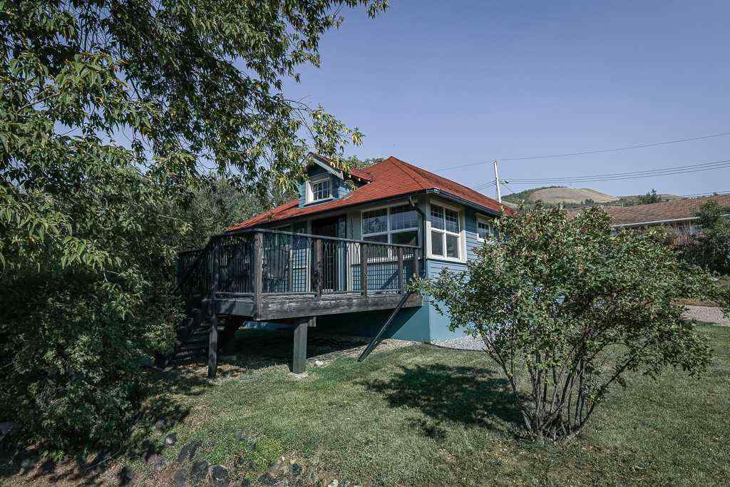 MLS® A2251017 - 10033 102 Street  in Downtown Peace River, Residential