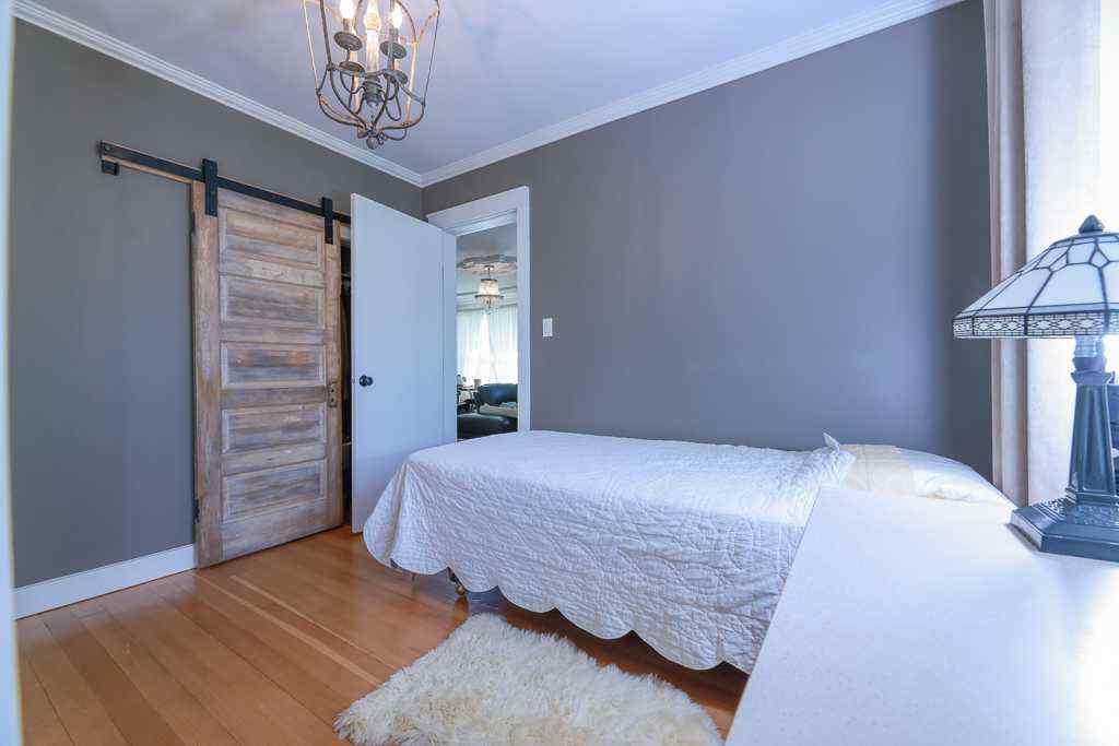 MLS® A2251017 - 10033 102 Street  in Downtown Peace River, Residential