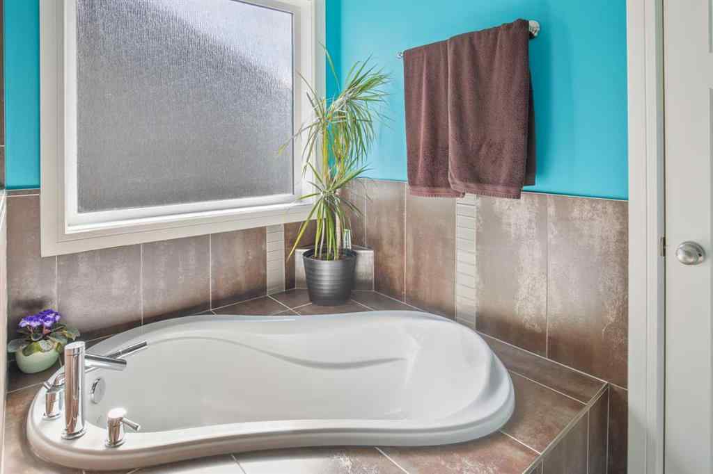 MLS® A2251019 - 40 Iron Wolf Court  in Iron Wolf Lacombe, Residential