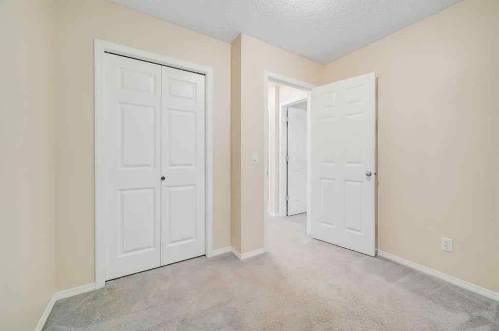 MLS® A2251021 - 677 Regal Park NE in Renfrew Calgary, Residential
