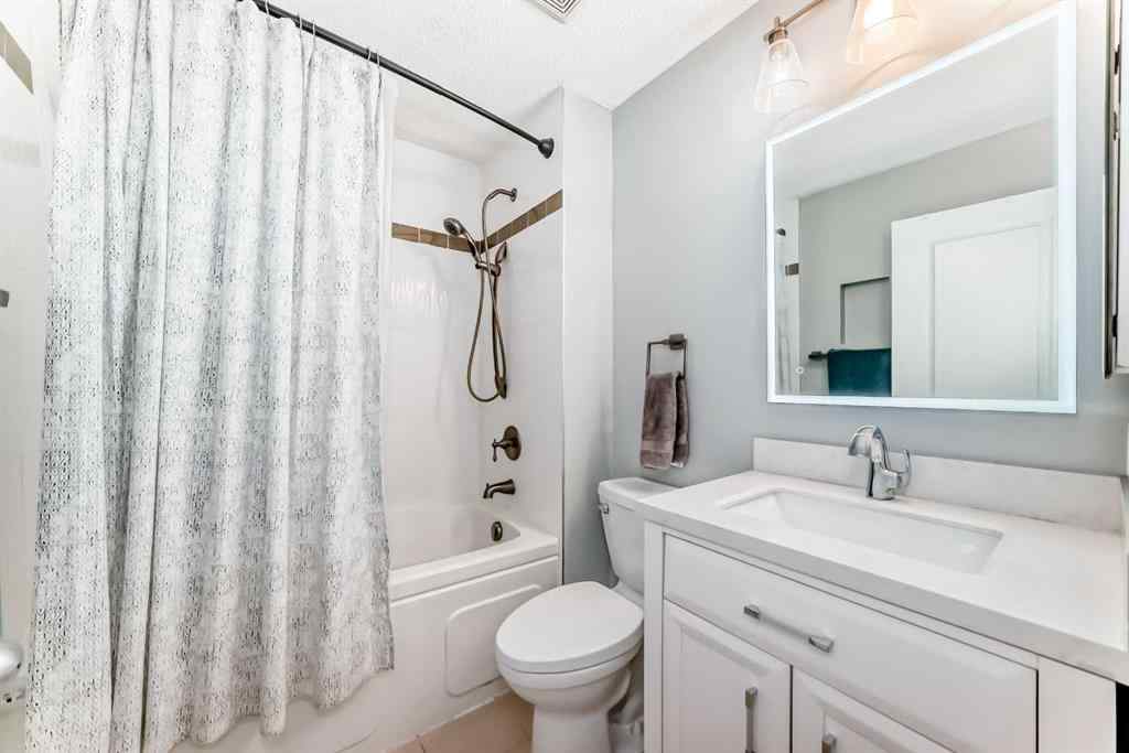 MLS® A2251023 - 9656 Oakhill Drive SW in Oakridge Calgary, Residential