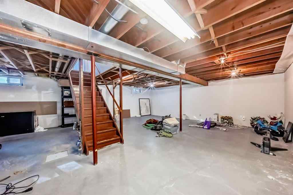 MLS® A2251023 - 9656 Oakhill Drive SW in Oakridge Calgary, Residential