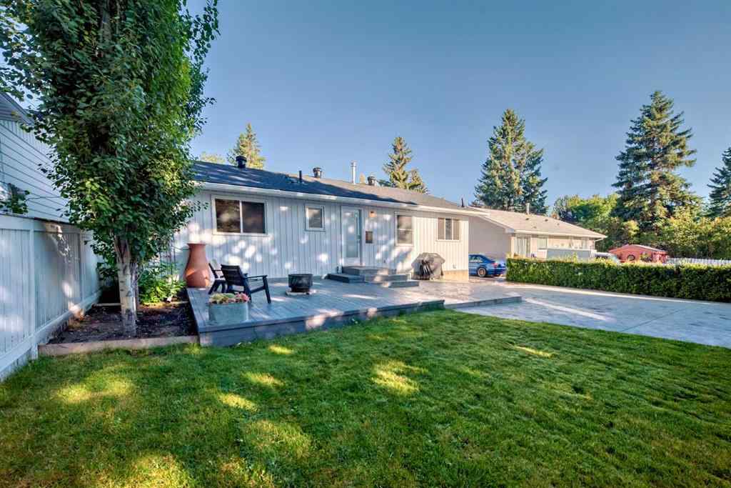 MLS® A2251023 - 9656 Oakhill Drive SW in Oakridge Calgary, Residential