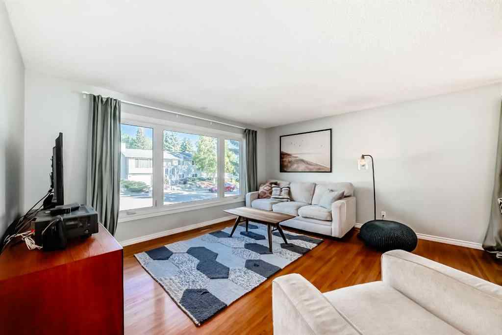 MLS® A2251023 - 9656 Oakhill Drive SW in Oakridge Calgary, Residential