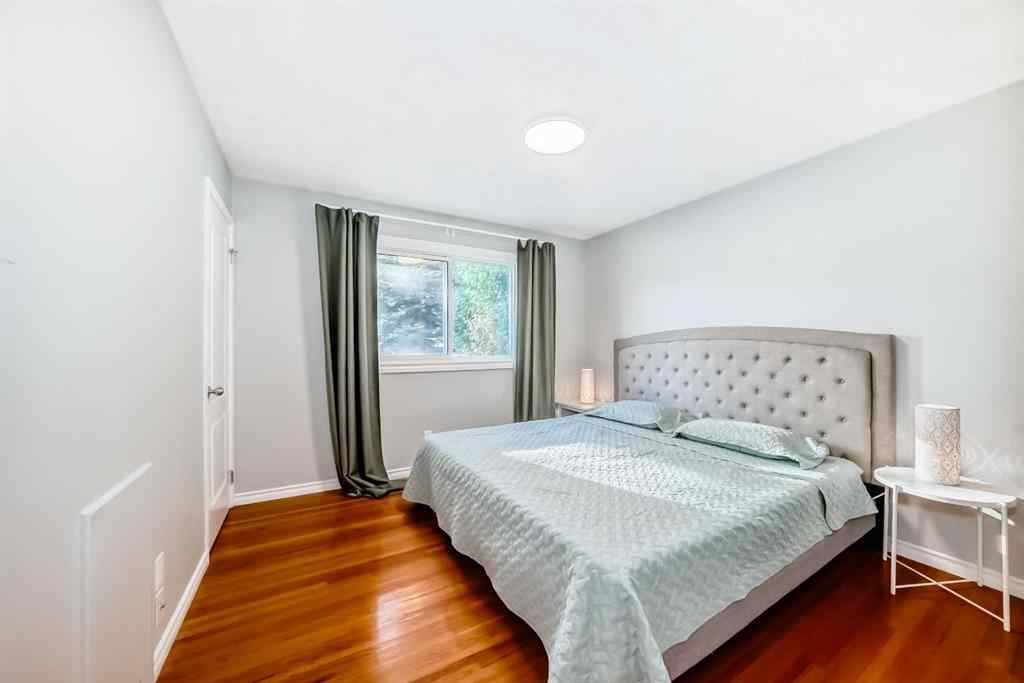 MLS® A2251023 - 9656 Oakhill Drive SW in Oakridge Calgary, Residential