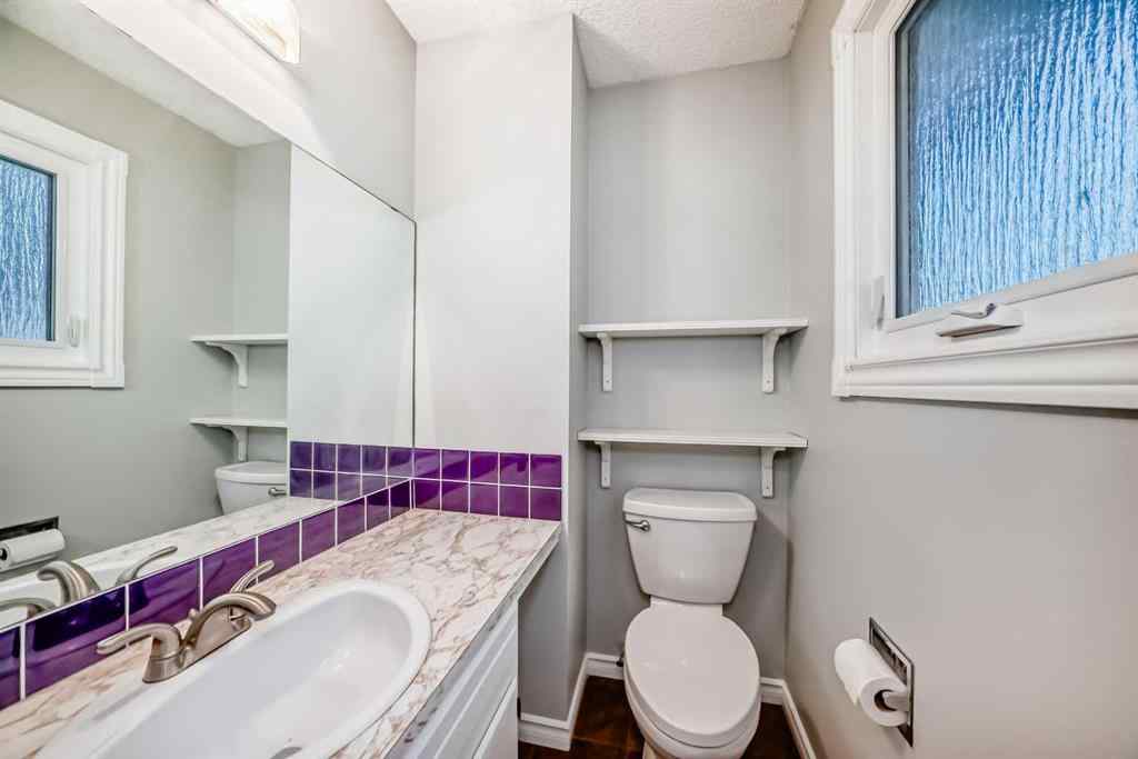 MLS® A2251023 - 9656 Oakhill Drive SW in Oakridge Calgary, Residential