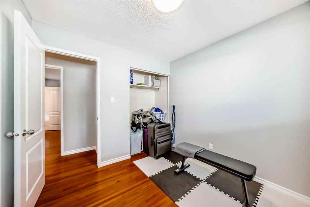 MLS® A2251023 - 9656 Oakhill Drive SW in Oakridge Calgary, Residential