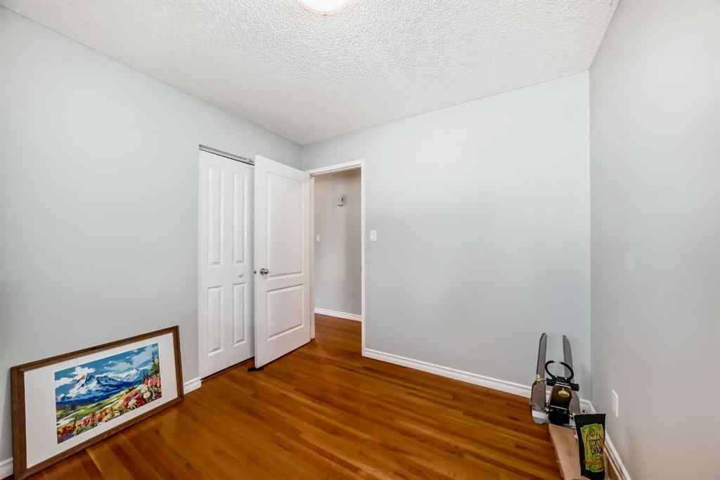 MLS® A2251023 - 9656 Oakhill Drive SW in Oakridge Calgary, Residential