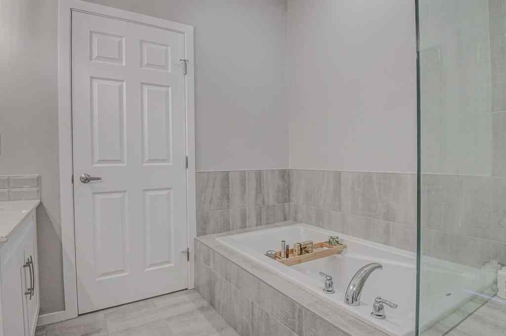 MLS® A2251029 - 114 Yorkville Street SW in Yorkville Calgary, Residential