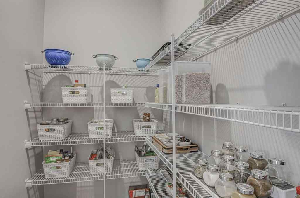 MLS® A2251029 - 114 Yorkville Street SW in Yorkville Calgary, Residential