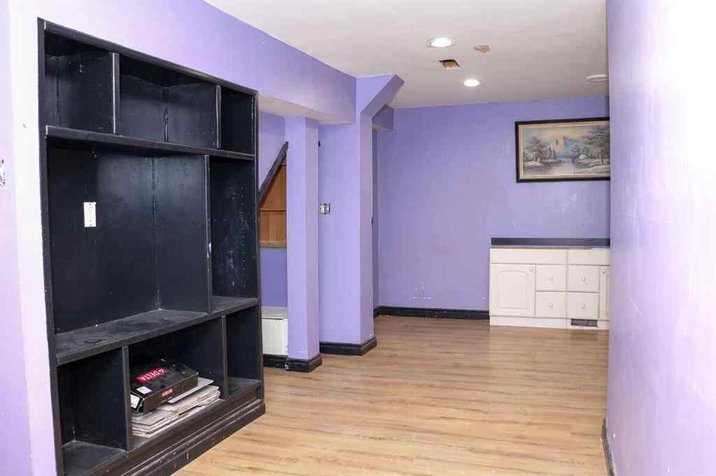 MLS® A2251031 - 637 Riverbend Drive SE in Riverbend Calgary, Residential