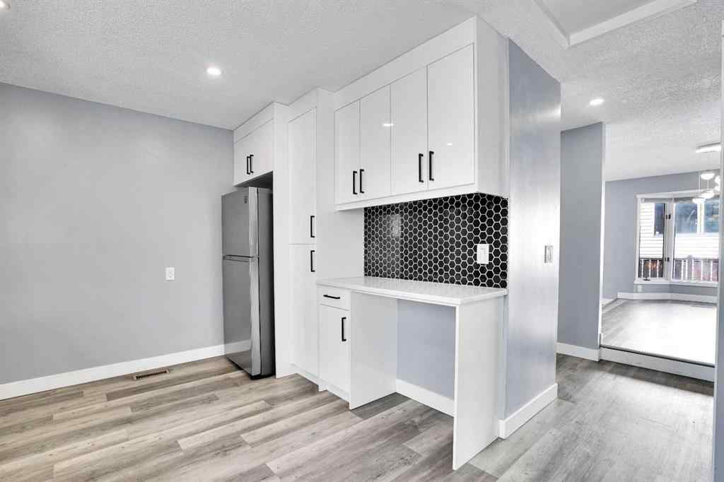 MLS® A2251038 - 35 Castlefall Grove NE in Castleridge Calgary, Residential