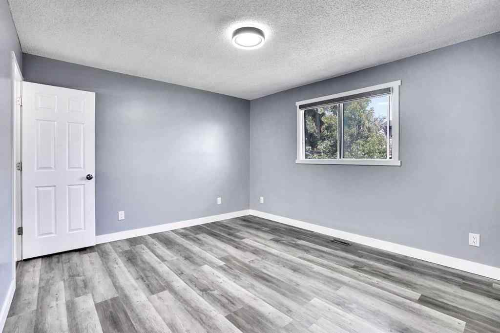 MLS® A2251038 - 35 Castlefall Grove NE in Castleridge Calgary, Residential