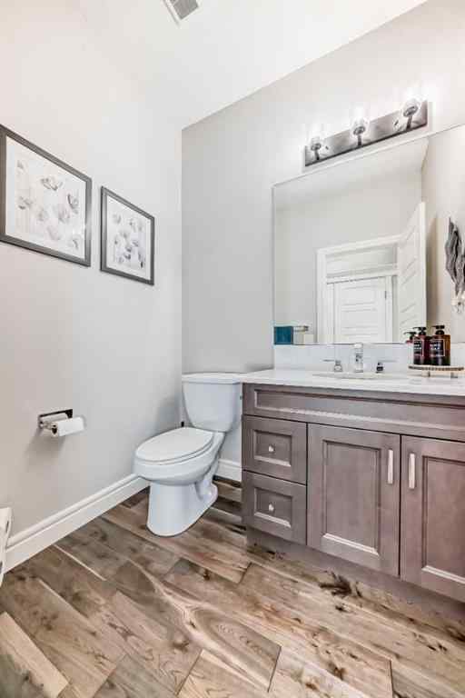 MLS® A2251049 - 264 Stonemere Close  in Chestermere Estates Chestermere, Residential