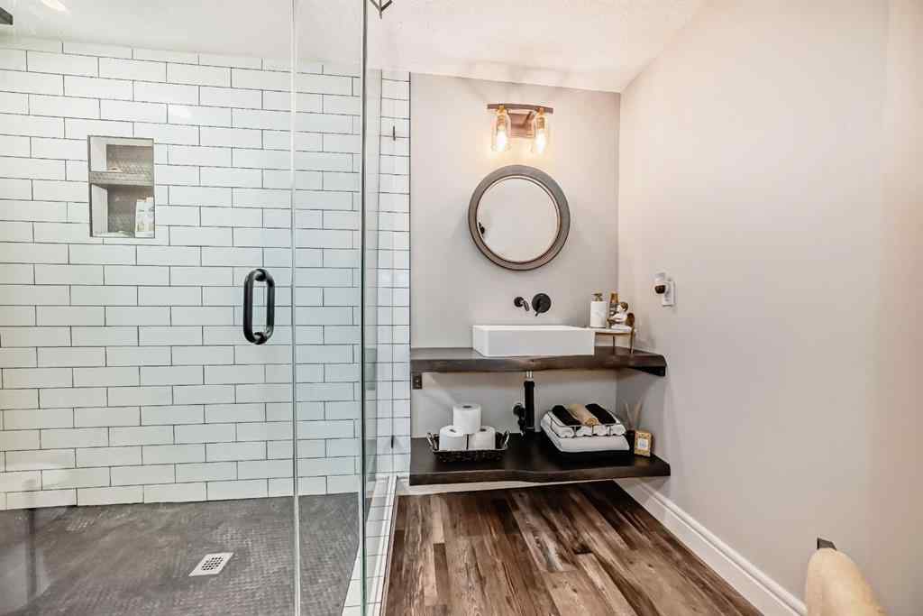 MLS® A2251049 - 264 Stonemere Close  in Chestermere Estates Chestermere, Residential