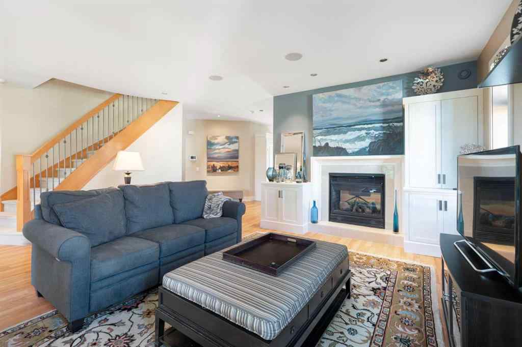 MLS® A2251050 - 1308 21 Avenue NW in Capitol Hill Calgary, Residential