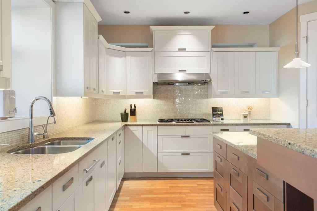 MLS® A2251050 - 1308 21 Avenue NW in Capitol Hill Calgary, Residential