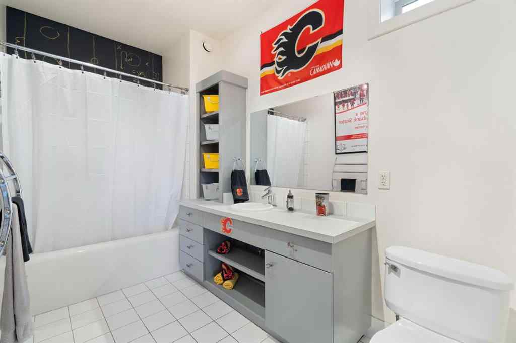 MLS® A2251050 - 1308 21 Avenue NW in Capitol Hill Calgary, Residential