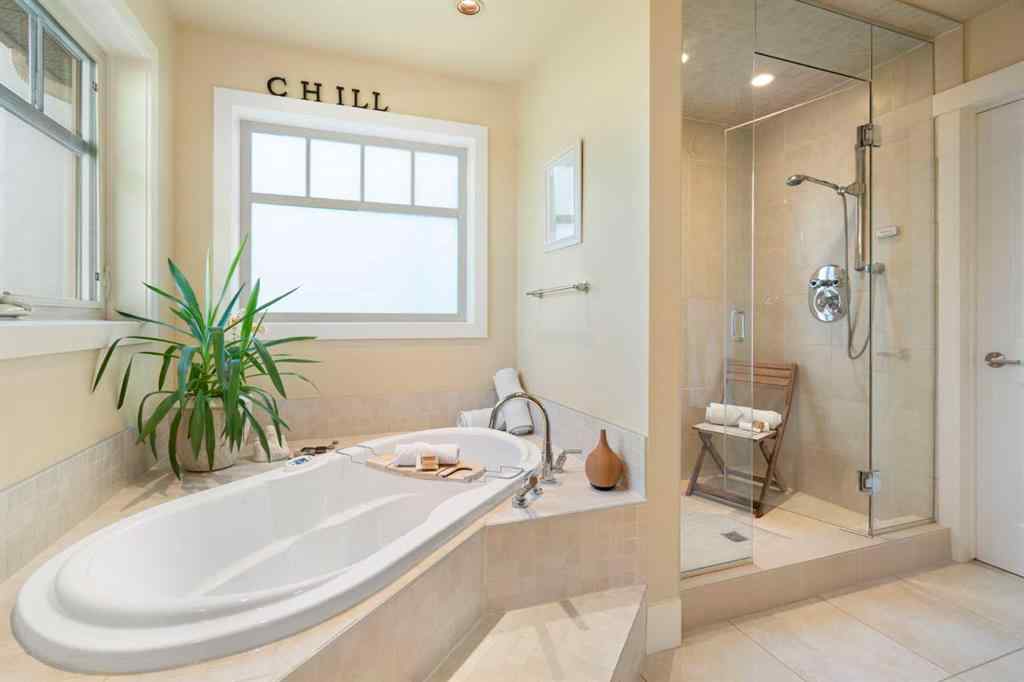 MLS® A2251050 - 1308 21 Avenue NW in Capitol Hill Calgary, Residential