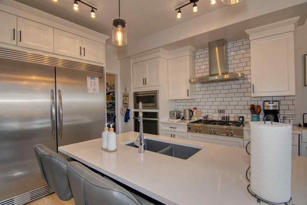 MLS® A2251062 - 1353 Pacific Circle W in Garry Station Lethbridge, Residential