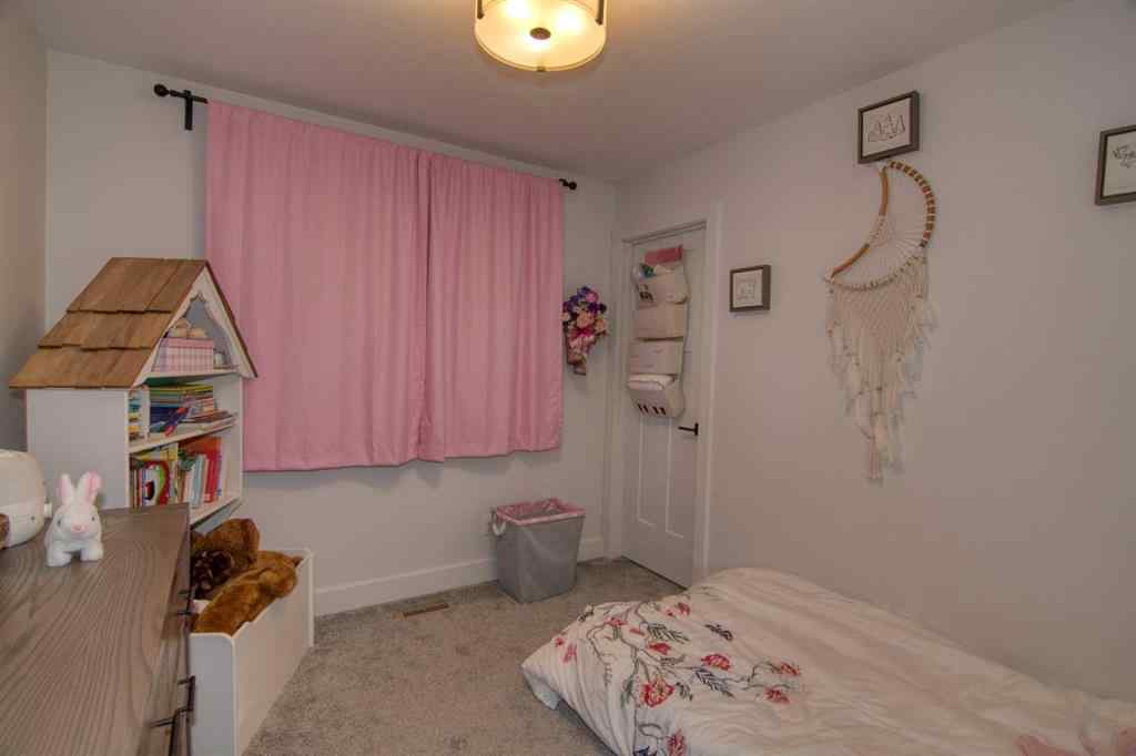 MLS® A2251062 - 1353 Pacific Circle W in Garry Station Lethbridge, Residential